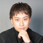 富田竜介 プロフィール写真